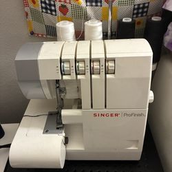 Serger Singer