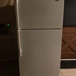 Whirlpool fridge For Sale