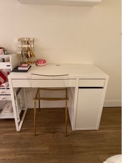 Desk + Chair