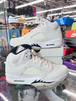 Air Jordan 5 Retro SE Sail