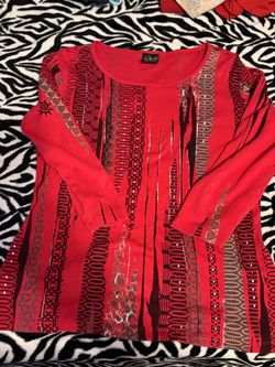 red animal print quarter sleeve shirt