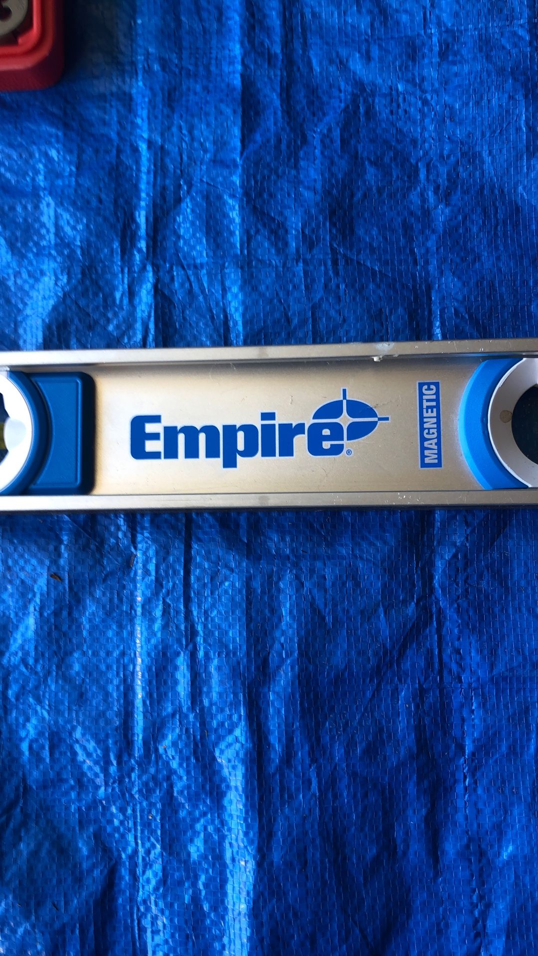 Magnetic level 24 inch