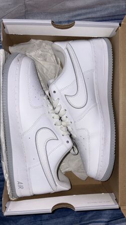 Air Force 1s size 8 in a half