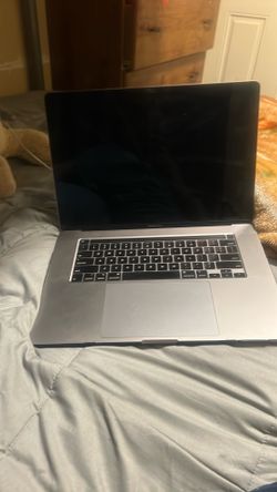 Apple labtop 16 inch