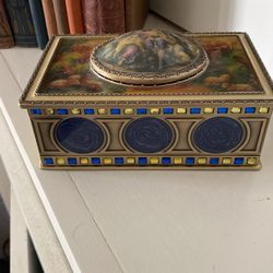 Heavy Vintage Style Metal Wind Up Music Box With Humingbird