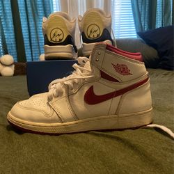 Metallic red jordan 1’s 