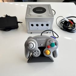 Nintendo Gamecube platinum Complete. Mint Condition