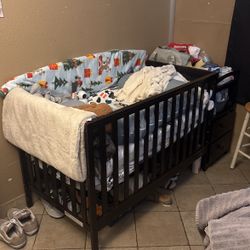 Baby Crib Everything Included Except For The Mattress 