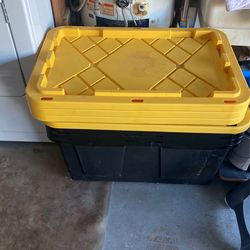 Plastic Containers Brand New (4)