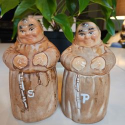 Twin frair Winton Monks salt and pepper shakers