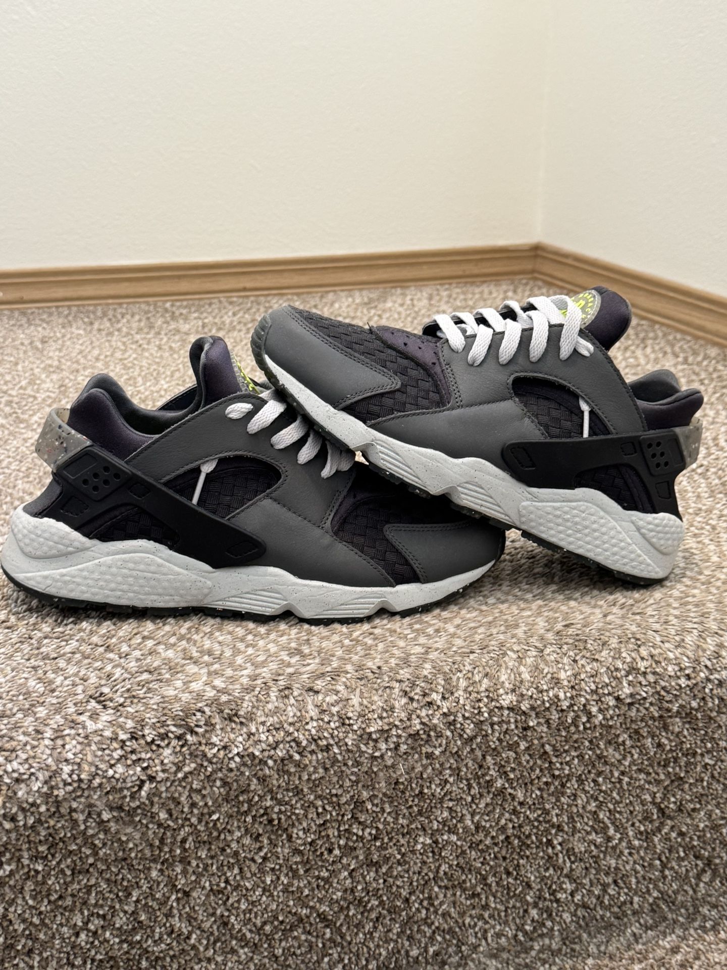Nike Air Huarache ‘Grey/Black’