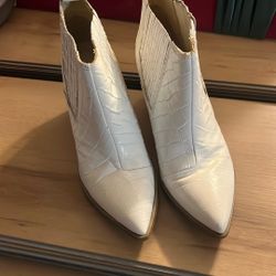 Marc Fischer Off white Ankle Boots 