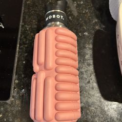 Mobot 27oz Foam Roller Bottle