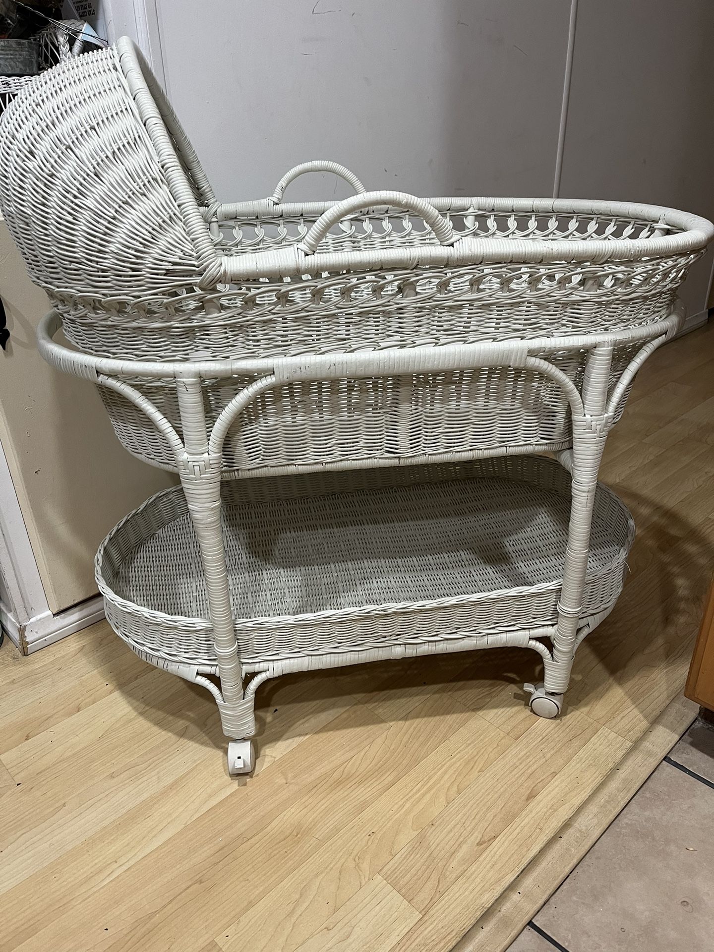 Pottery Barn Wicker Bassinet 