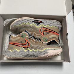 $85 - Nike Zoom Air GT Run - Mowabb Attitude Size 10