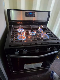 Stove gas 30 inches everything works