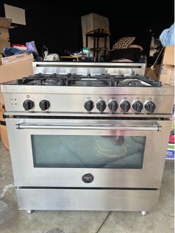 Bertazzoni stainless steel stove