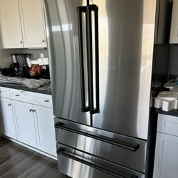 Zline Counter Depth Refrigerator 