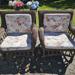 WICKER PATIO SET