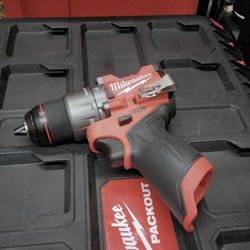 MILWAUKEE M12 FUEL BRUSHLESS 1/2" (13 mm) HAMMER DRILL/DRIVER (TOOL ONLY)