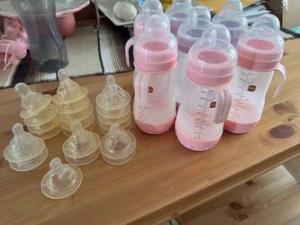 MAM Baby Bottles Bundle with Extra Teats