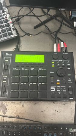 Akai MPC1000 — JJOS2XL + Upgrades(Fat pads + new buttons)