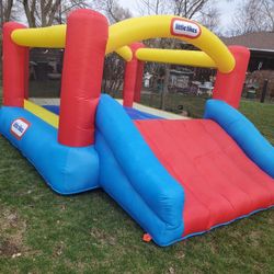 Little Tikes Inflateble Bounce House With Slide