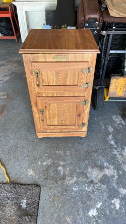 Refrigerator