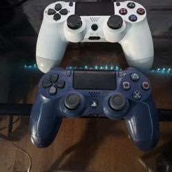 PS4 Controllers