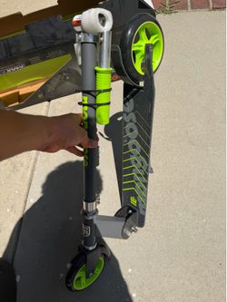 Mongoose Scooter