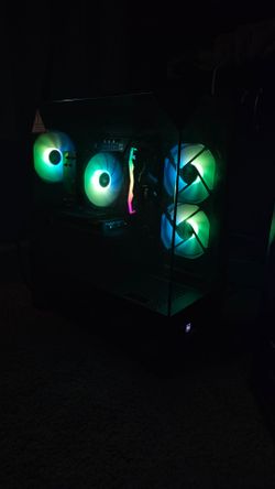 BRAND NEW  HIGH-END GAMING PC