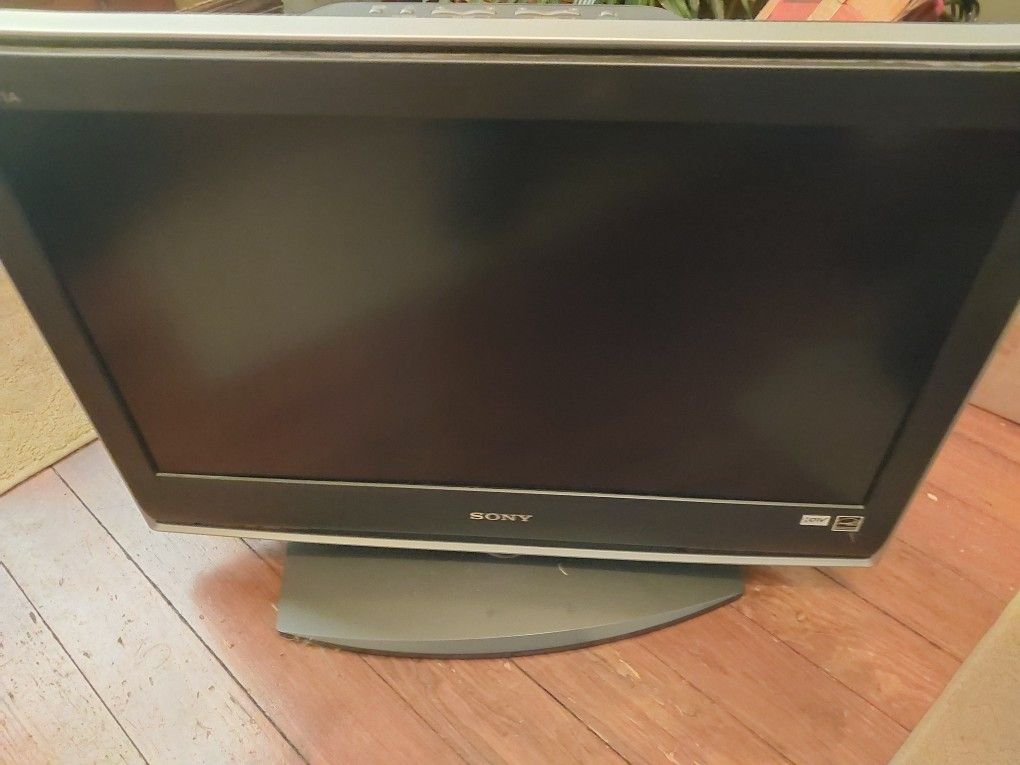 Sony TV 26 inch