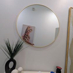 CIRCULAR ENTRYWAY MIRROR