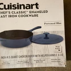 New In-box Cuisinart Enameled Cast Iron Chicken Fryer With Lid