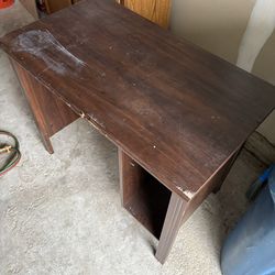 FREE desk!