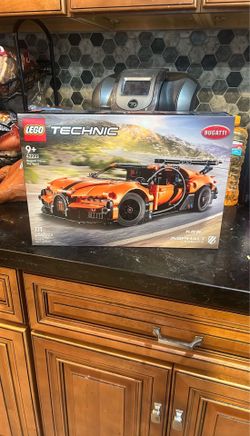 LEGO Technic Bugatti Chiron Pur Sport Hypercar 42222