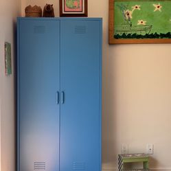 Blue Locker 
