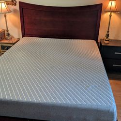 Queen Size Mattress And Bedframe 