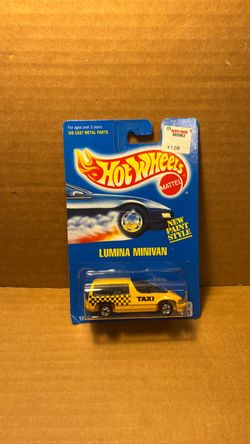 Hot Wheels Lumina Minivan (Milwaukie,OR)