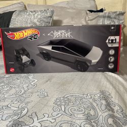 HotWheels Tesla RC Truck NEW