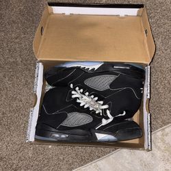Jordan 5 Retro 