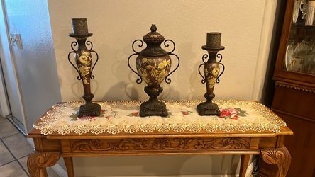 Console table