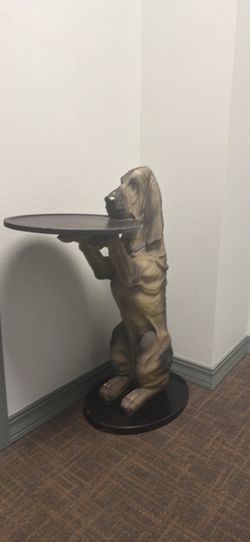 Bombay Company "Sir Hawthorne" Hound Dog Butler statue Serving Table