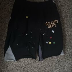 Gellery Dept men’s small