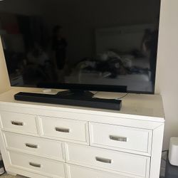 Dresser Comes With Mirror That Holds Jewelry 