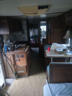 Motor home 30 ft 240 sq. Clean