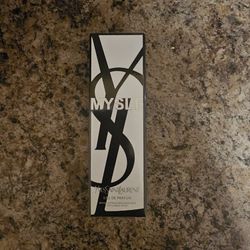YSL myslf Colonge 