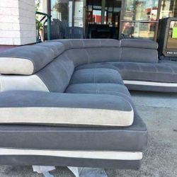 Sectional Couch Great Condition Super Clean And Comfy