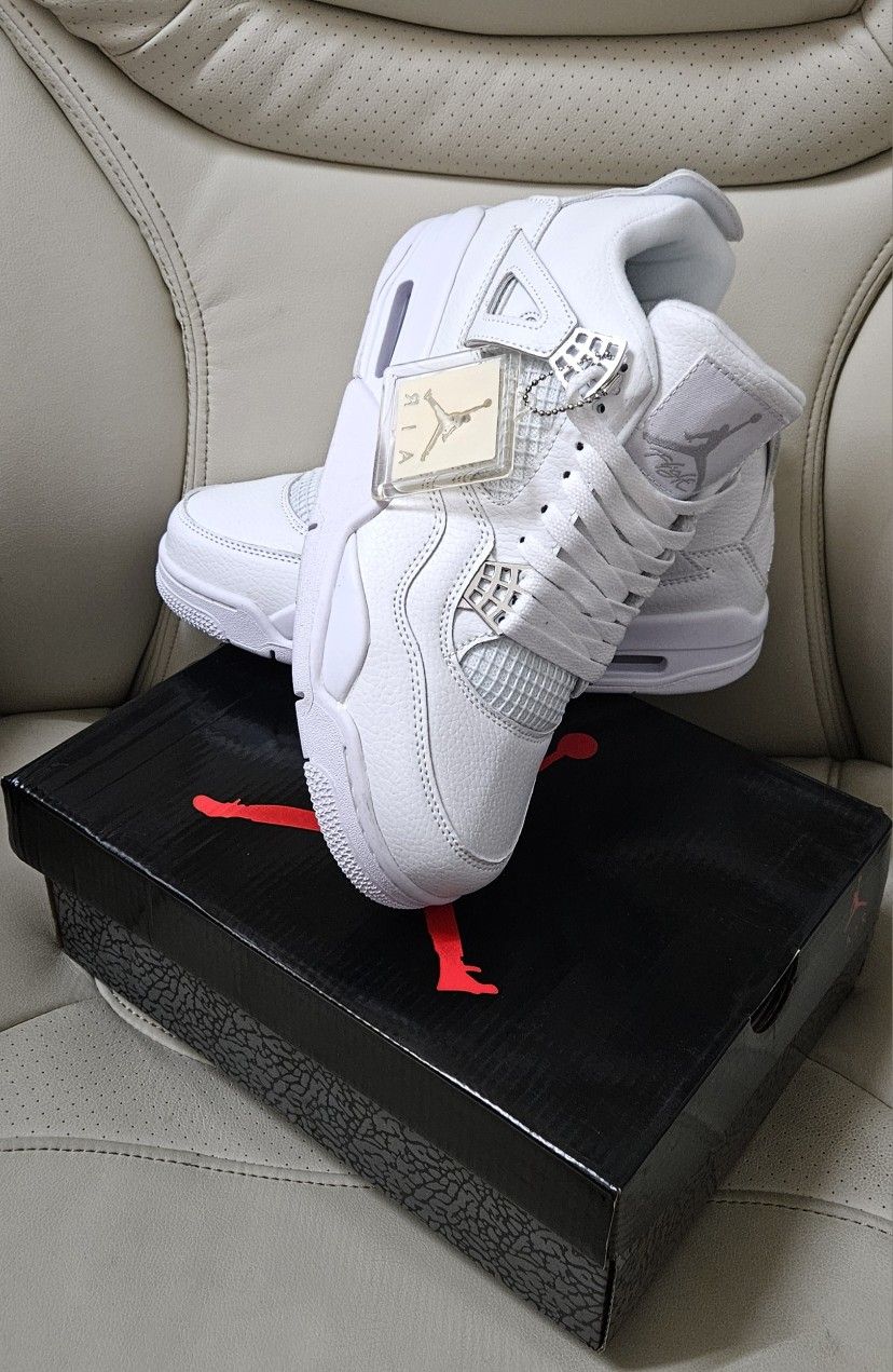 Jordan 4 Retro