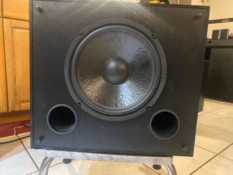 10” Dual port powered subwoofer